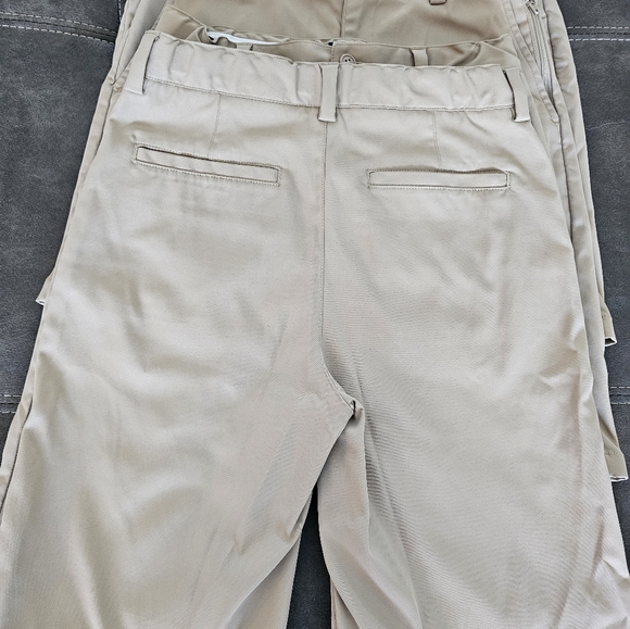 LandsEnd Boys Active Chino Uniform Shorts Khaki Bundle (qty 4)  Size 14 - Picture 3 of 5